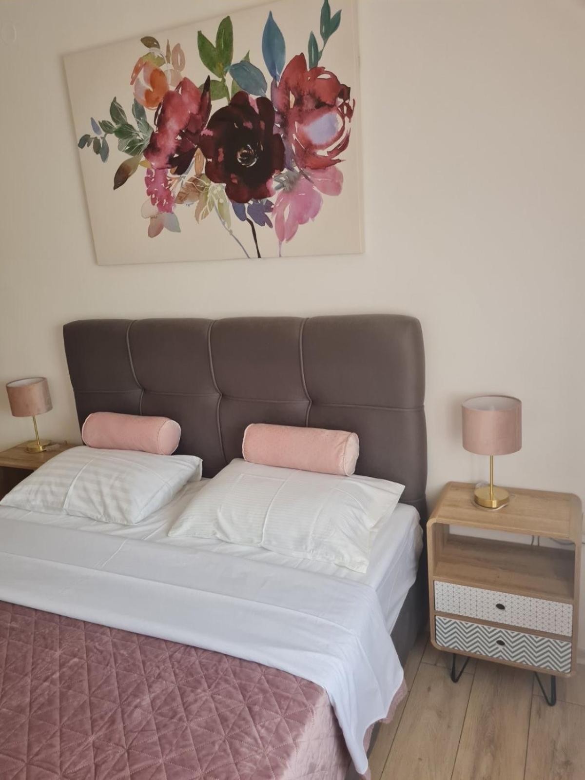 Apartments San ซูโกชัน ภายนอก รูปภาพ