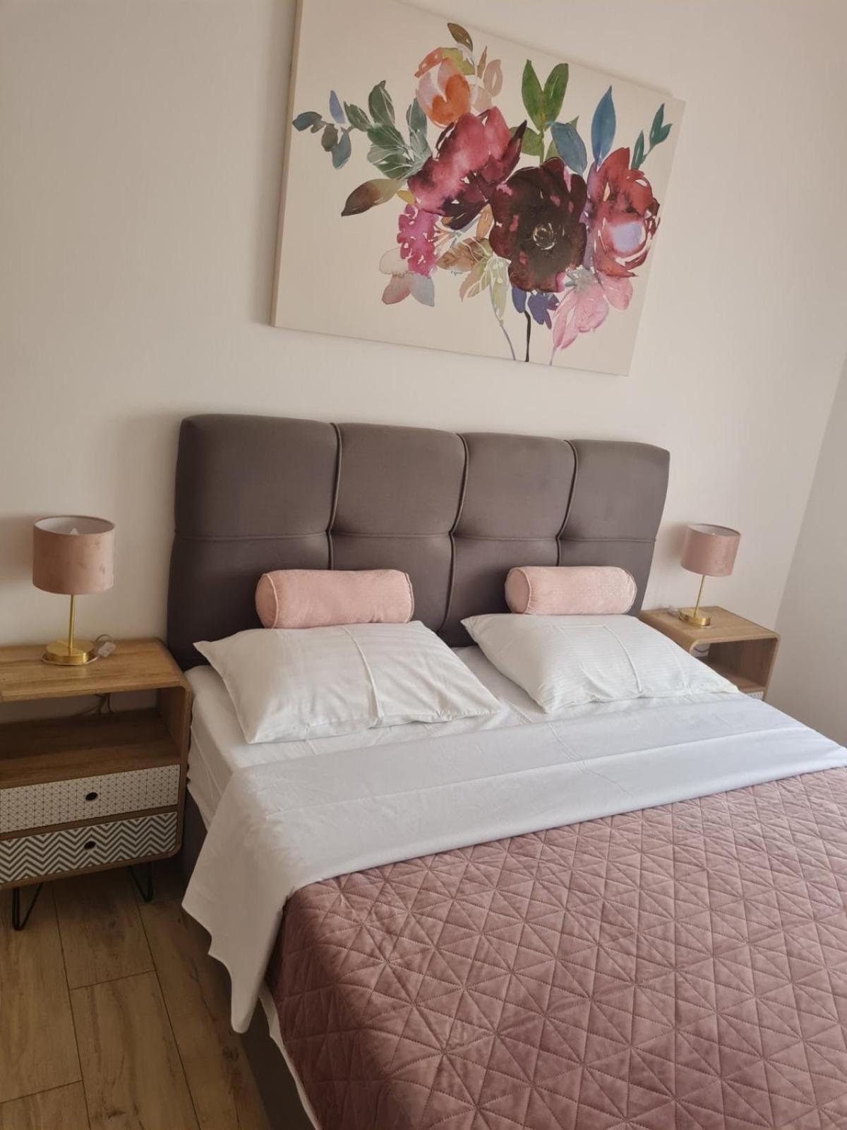Apartments San ซูโกชัน ภายนอก รูปภาพ